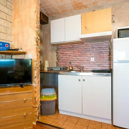 Family-friendly With Swimming Pool Sumpetar, Omis - 21633 * סומפטר