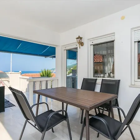 Family-friendly With Swimming Pool Sumpetar, Omis - 21633 סומפטר