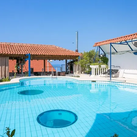 Family-friendly With Swimming Pool Sumpetar, Omis - 21633 דירה סומפטר