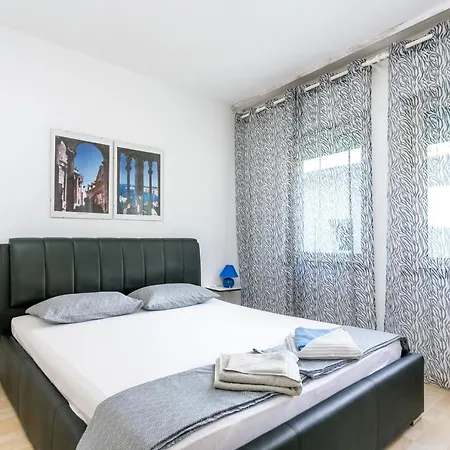 Family-friendly With Swimming Pool Sumpetar, Omis - 21633