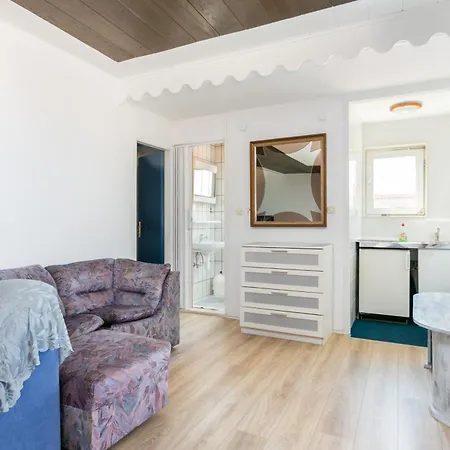Family-friendly With Swimming Pool Sumpetar, Omis - 21633 * סומפטר