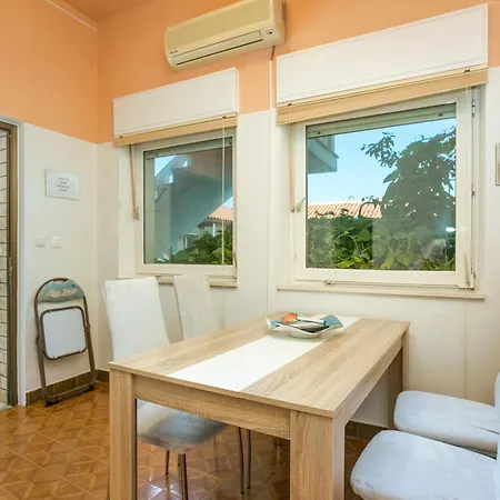 Family-friendly With Swimming Pool Sumpetar, Omis - 21633 דירה *
