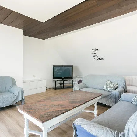 דירה Family-friendly With Swimming Pool Sumpetar, Omis - 21633 סומפטר