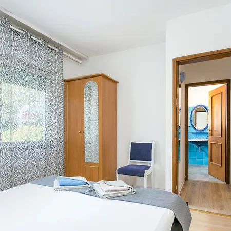 Family-friendly With Swimming Pool Sumpetar, Omis - 21633 דירה *
