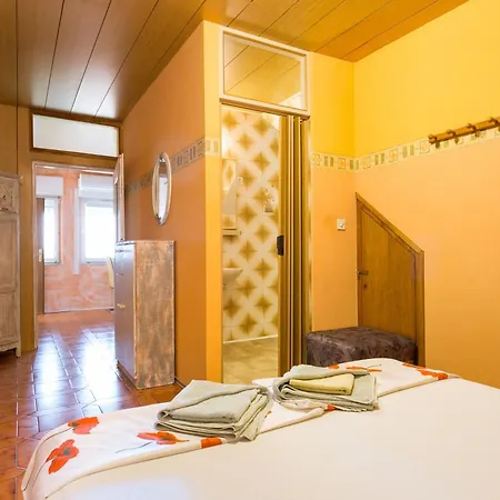 Family-friendly With Swimming Pool Sumpetar, Omis - 21633 דירה סומפטר