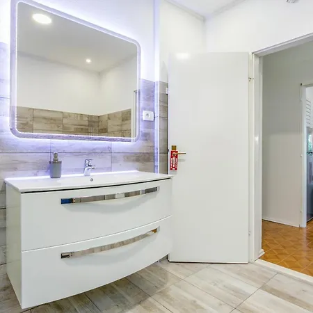 דירה Family-friendly With Swimming Pool Sumpetar, Omis - 21633 *