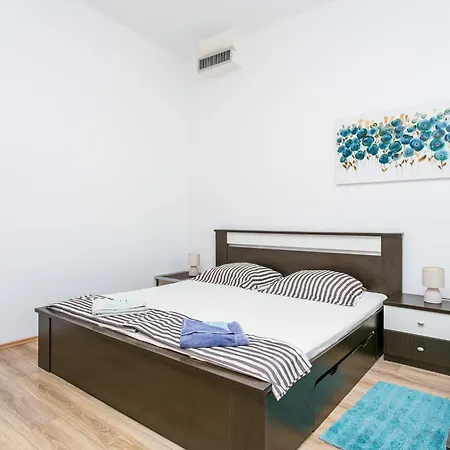 Family-friendly With Swimming Pool Sumpetar, Omis - 21633 דירה
