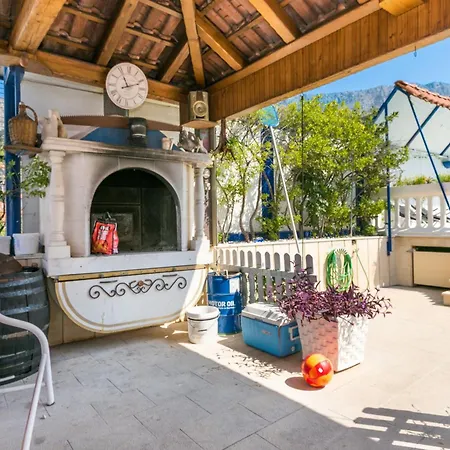 Family-friendly With Swimming Pool Sumpetar, Omis - 21633 דירה